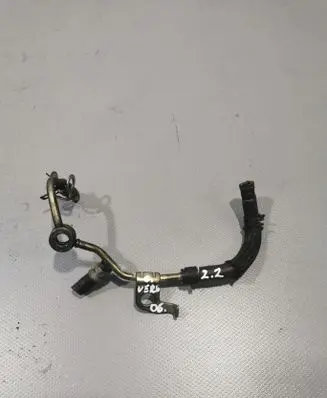 Toyota Corolla Verso E121 Fuel injector supply line/pipe 