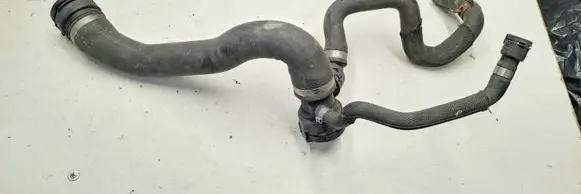 BMW 5 GT F07 Engine coolant pipe/hose