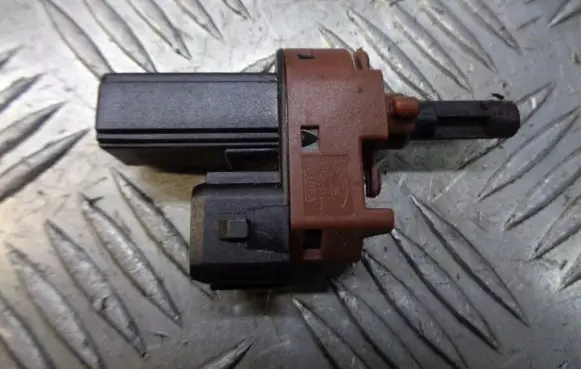 Ford Fiesta Clutch pedal sensor 2S6T-7C634-AA
