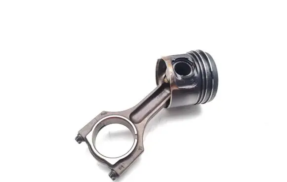 BMW 3 E90 E91 Piston with connecting rod N47D20C