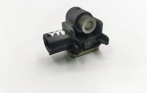 Mitsubishi Outlander Airbag deployment crash/impact sensor 8651A165 130227403