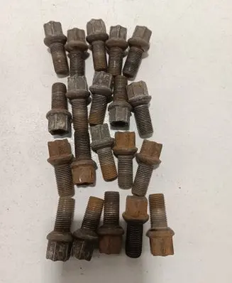 Volkswagen Caddy Nuts/bolts Nocode
