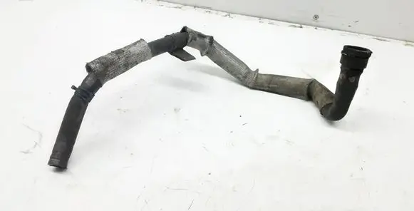 Audi Q7 4L Engine coolant pipe/hose