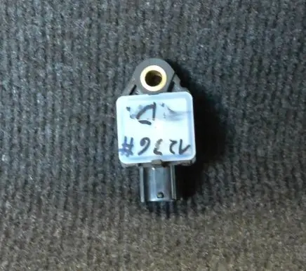 Hyundai i30 Airbag deployment crash/impact sensor 959203K000