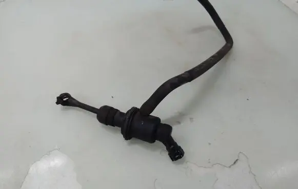 Clutch master cylinder