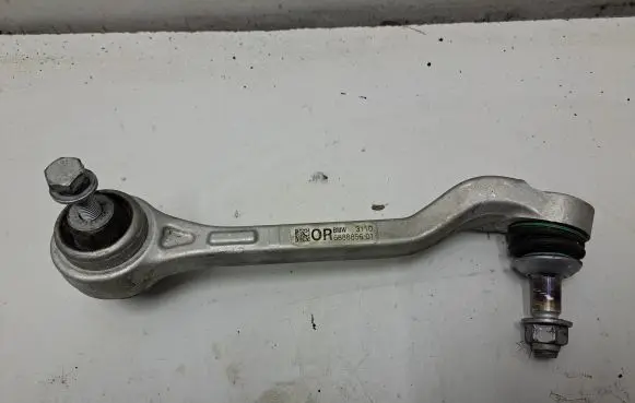 BMW 4 G22 G23 G24 G26 Front lower control arm/wishbone 6888856