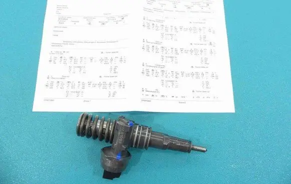 Volkswagen Jetta V Fuel injector 0414720215 IMPRK1261093