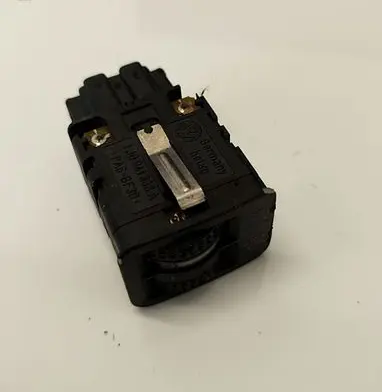 Volkswagen Golf IV Headlight level height control switch 1J0941333A