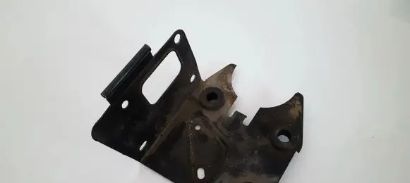 Peugeot 406 Engine mounting bracket 9618363680
