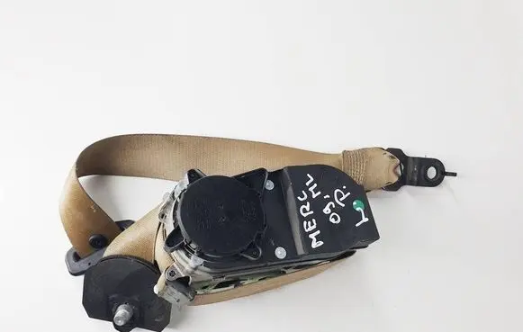 Mercedes-Benz ML W164 Front seatbelt