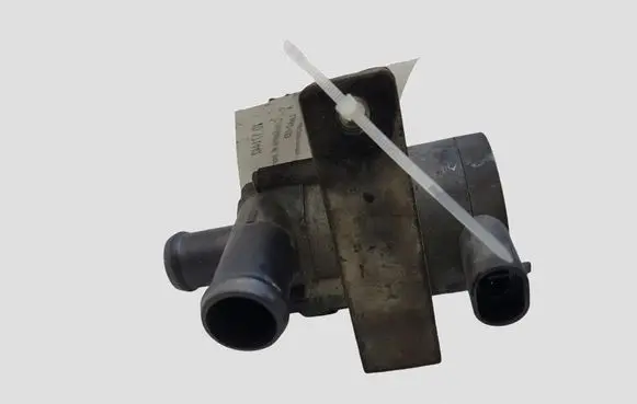 Volvo V40 Cross country Electric auxiliary coolant/water pump