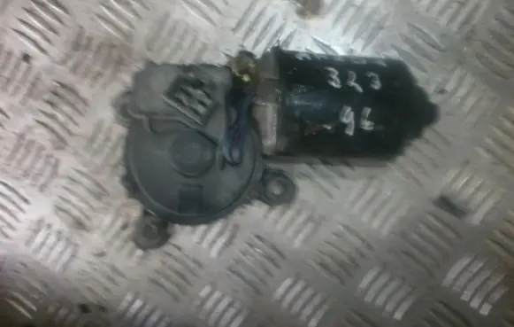 Mazda 323 Wiper motor