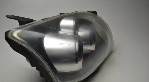 Toyota Avensis T250 Headlight/headlamp 8596724011