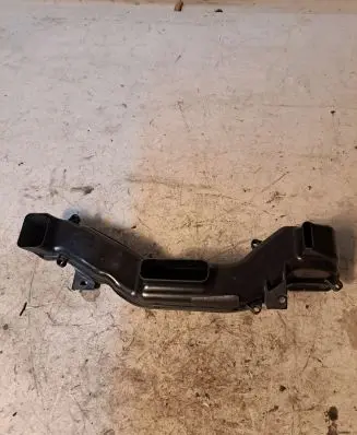 BMW X6 M Cabin air duct channel 9129317
