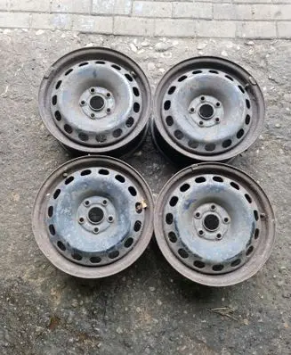 Skoda Superb B5 (3U) R16 steel rim 8d0601027a