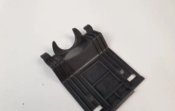 Peugeot 2008 I Other engine bay part 9672634580