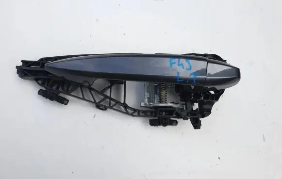 Rear door exterior handle/bracket