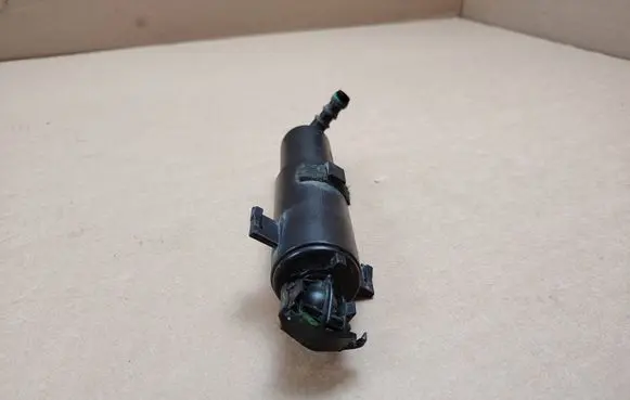 BMW 3 E92 E93 Headlight washer spray nozzle 4872039