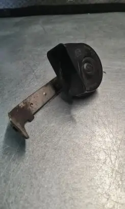 BMW 1 E82 E88 Horn signal 0055306 55306 A046522