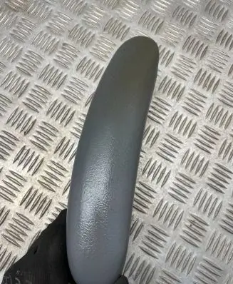 Chrysler Grand Voyager IV Armrest 80002rh