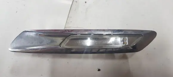 BMW 5 F10 F11 Front fender indicator light 715416907 715417007
