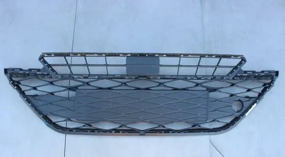 Cupra Ateca Front bumper lower grill 575853668P