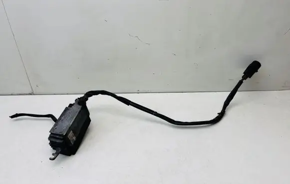 Audi A4 S4 B7 8E 8H Fan control module 8E0959501T E501000300 4F091051
