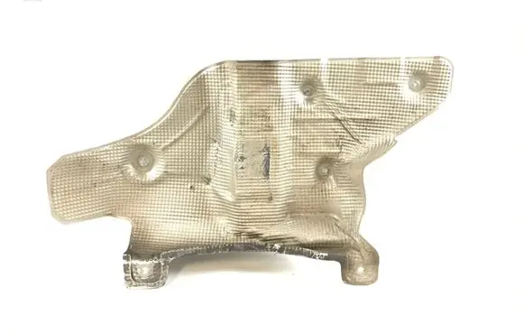 Volkswagen Touareg II Heat shield in engine bay 7P0825681A