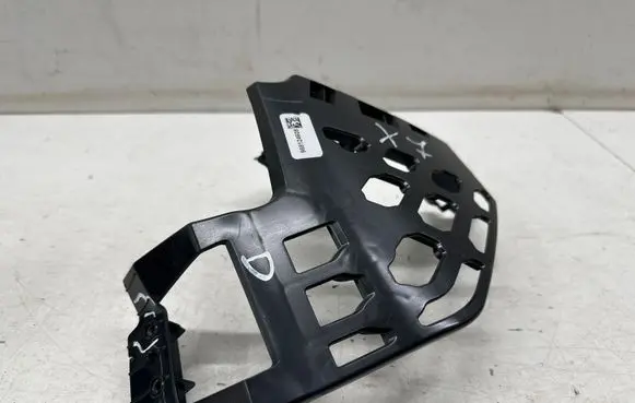 BMW X7 G07 Fender mounting bracket 51119881246