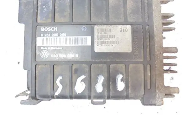 Volkswagen Polo II 86C 2F Engine control unit/module ECU 030906026B
