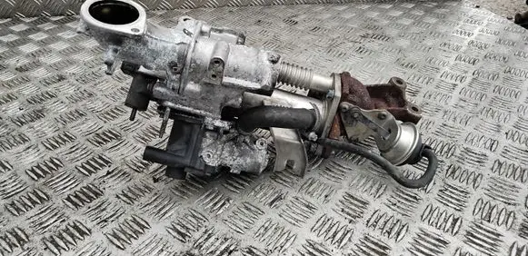 Renault Scenic III - Grand scenic III EGR valve cooler 8200912059 3523022