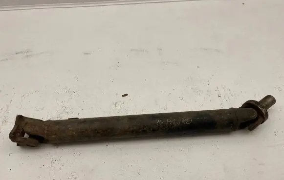 Mitsubishi Pajero Rear driveshaft/prop shaft 