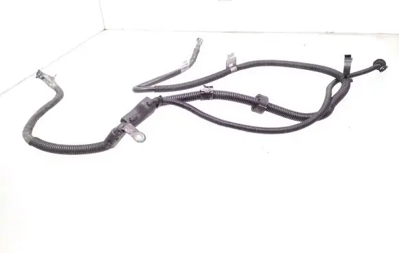 Mercedes-Benz E W212 Wires (starter motor) A2124404832