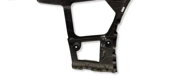 Audi Q7 4M Rear bumper mounting bracket 4M0807453A