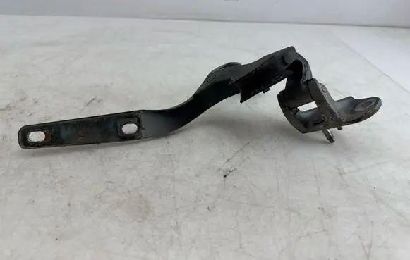 Mercedes-Benz E W211 Tailgate/trunk/boot hinge
