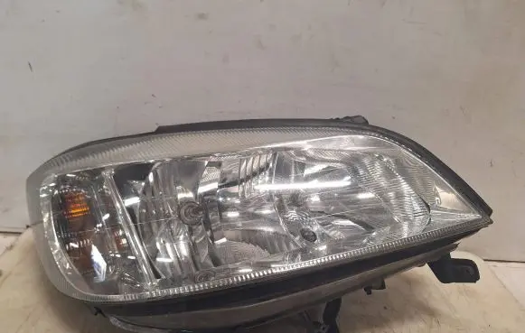 Opel Zafira A Headlight/headlamp 89100055