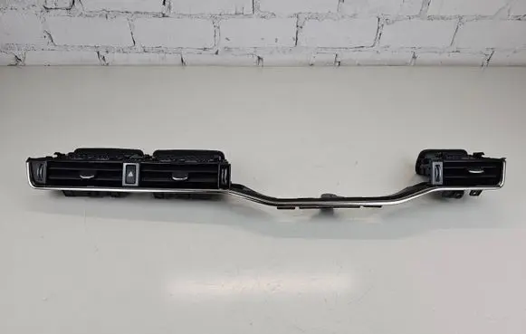 Land Rover Evoque II Panel trim K8d201412a