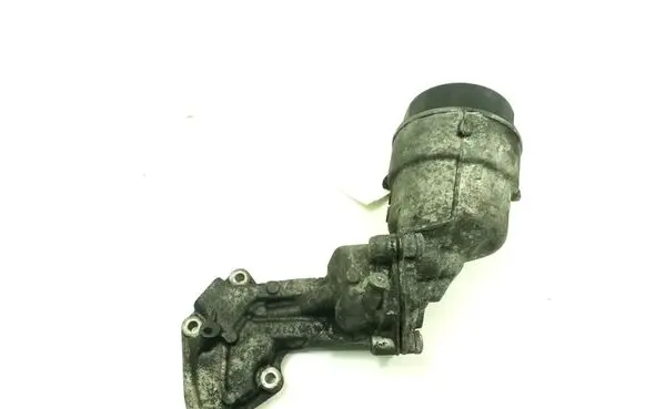 Mercedes-Benz S W222 Oil filter mounting bracket A6421800010