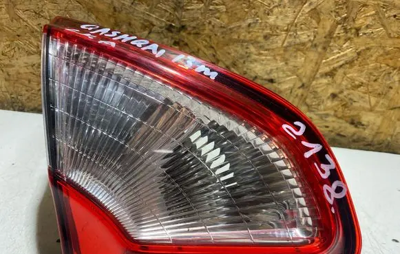 Nissan Qashqai+2 Tailgate rear/tail lights 89503189 B26555BR01A