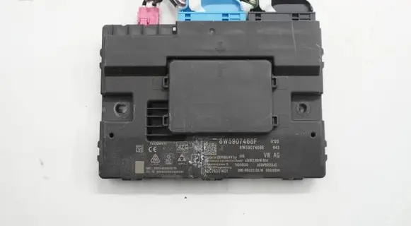 Audi A4 S4 B9 Gateway control module 8W5907468FACR