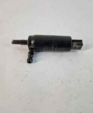 Volkswagen Tiguan Headlight washer pump 3B7955681