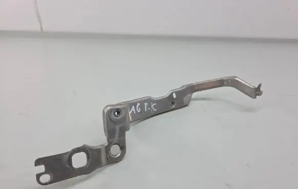 Audi A6 C7 Fender mounting bracket 4G0807591B