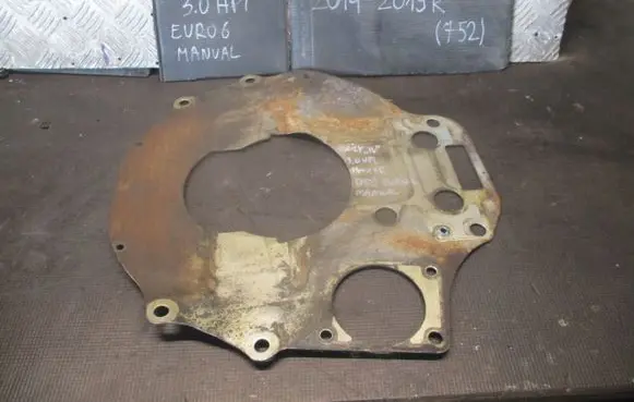 Iveco Daily 6th gen Clutch fluid reservoir/tank 