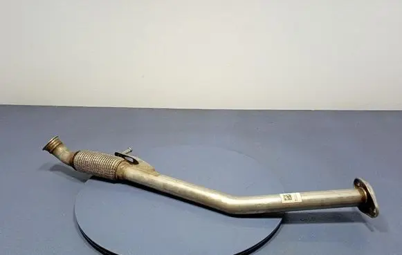 Audi Q7 4L EGR valve cooler 4M0253343
