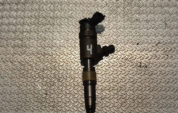 Peugeot Partner Fuel injector 0445110340