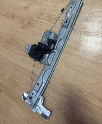 Peugeot 207 Front door window regulator with motor ARM119856 401786A8 440787E