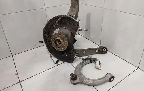 BMW M5 F90 Front wheel bearing hub 31107857011