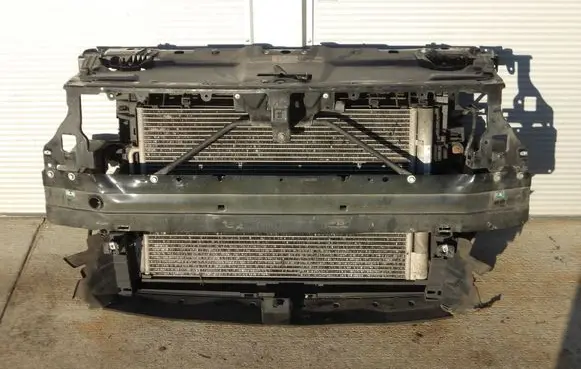 Opel Insignia B Radiator support slam panel