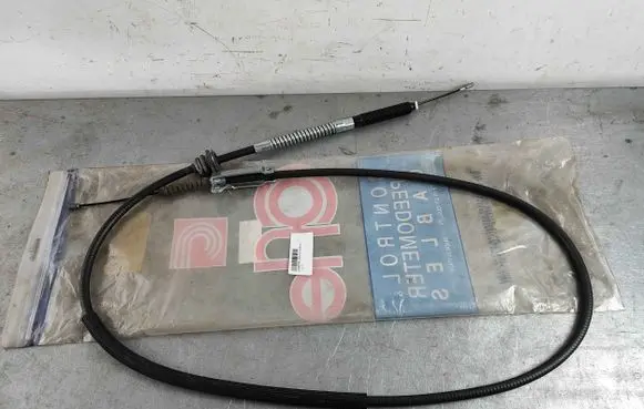 Handbrake/parking brake wiring cable