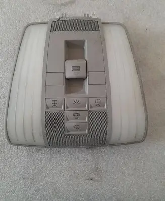 Mercedes-Benz E W212 Front seat light a2129060800 2129060800